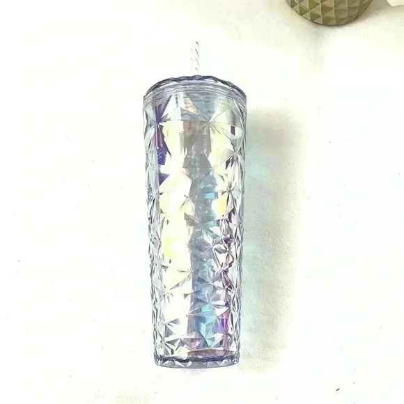 NWT Starbuck Iridescent Ice Crystal โFrozenโHoliday 2023 Tumbler Limited Edition - Picture 6 of 10